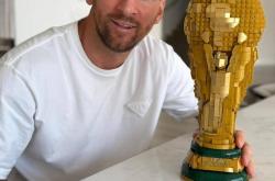 OB体育网址 -梅西发动态，展示乐高版大力神杯！