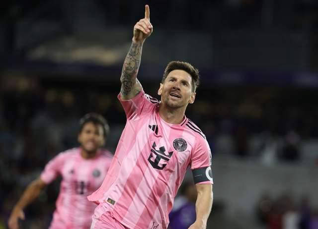 一日西甲动态盘点：欧冠表现辉煌，梅西突破900球传奇