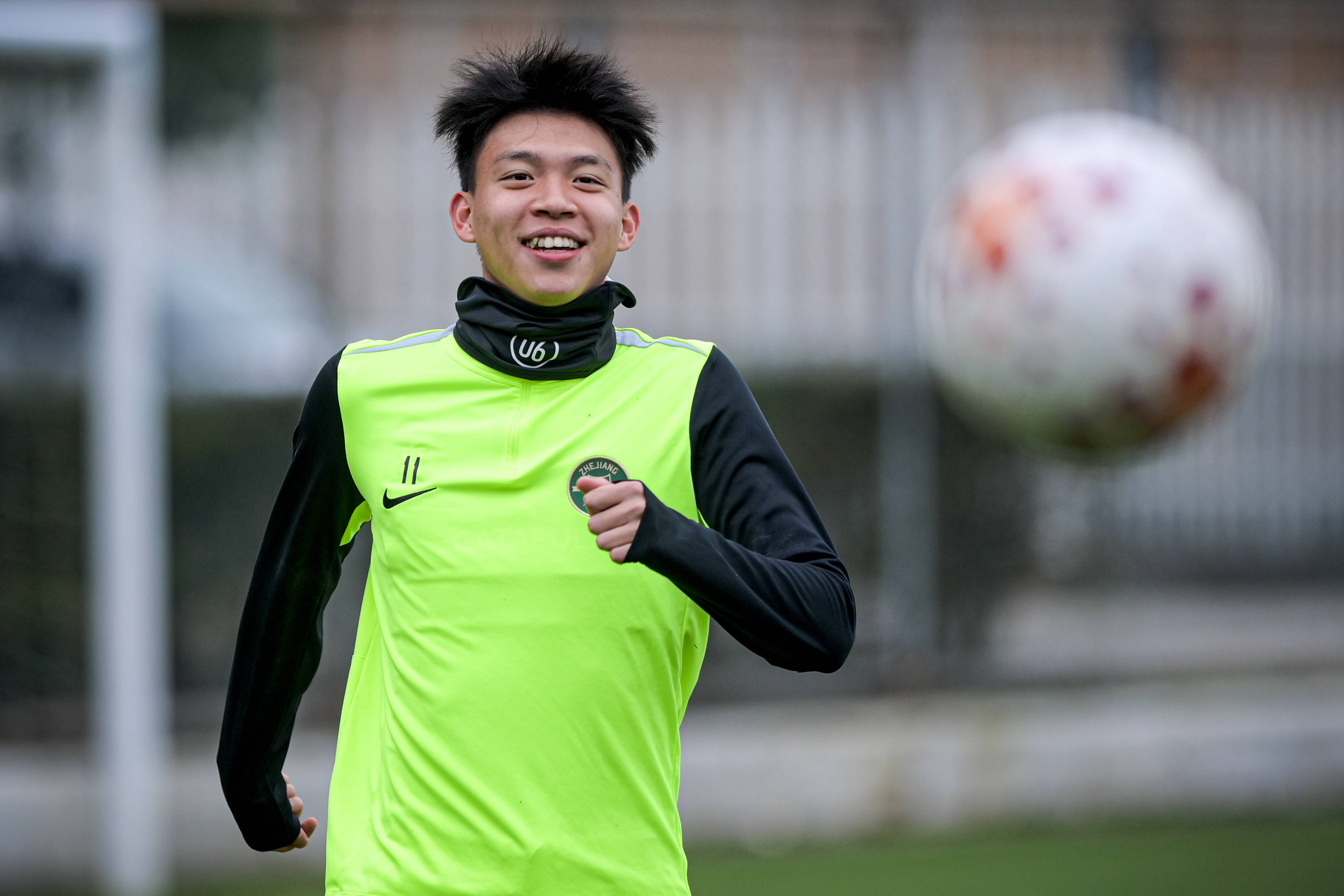 （体育）足球——浙江职业俱乐部举行媒体开放日活动